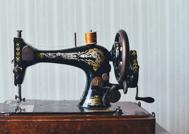 Les techniques de finitions écologiques pour vos meubles anciens