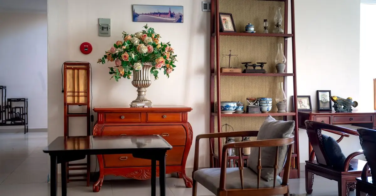 Guide complet pour restaurer un meuble ancien : étapes clés