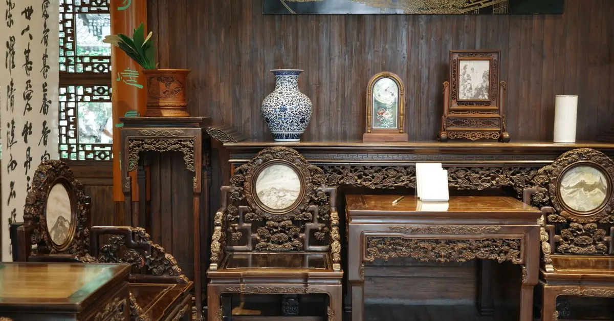 Les meilleures techniques de restauration pour vos meubles anciens