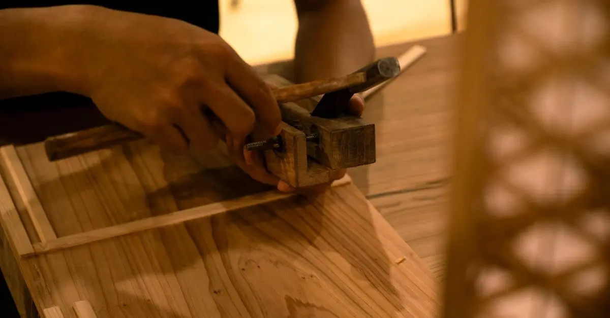 Les Meilleures Techniques de Restauration de Meubles Anciens